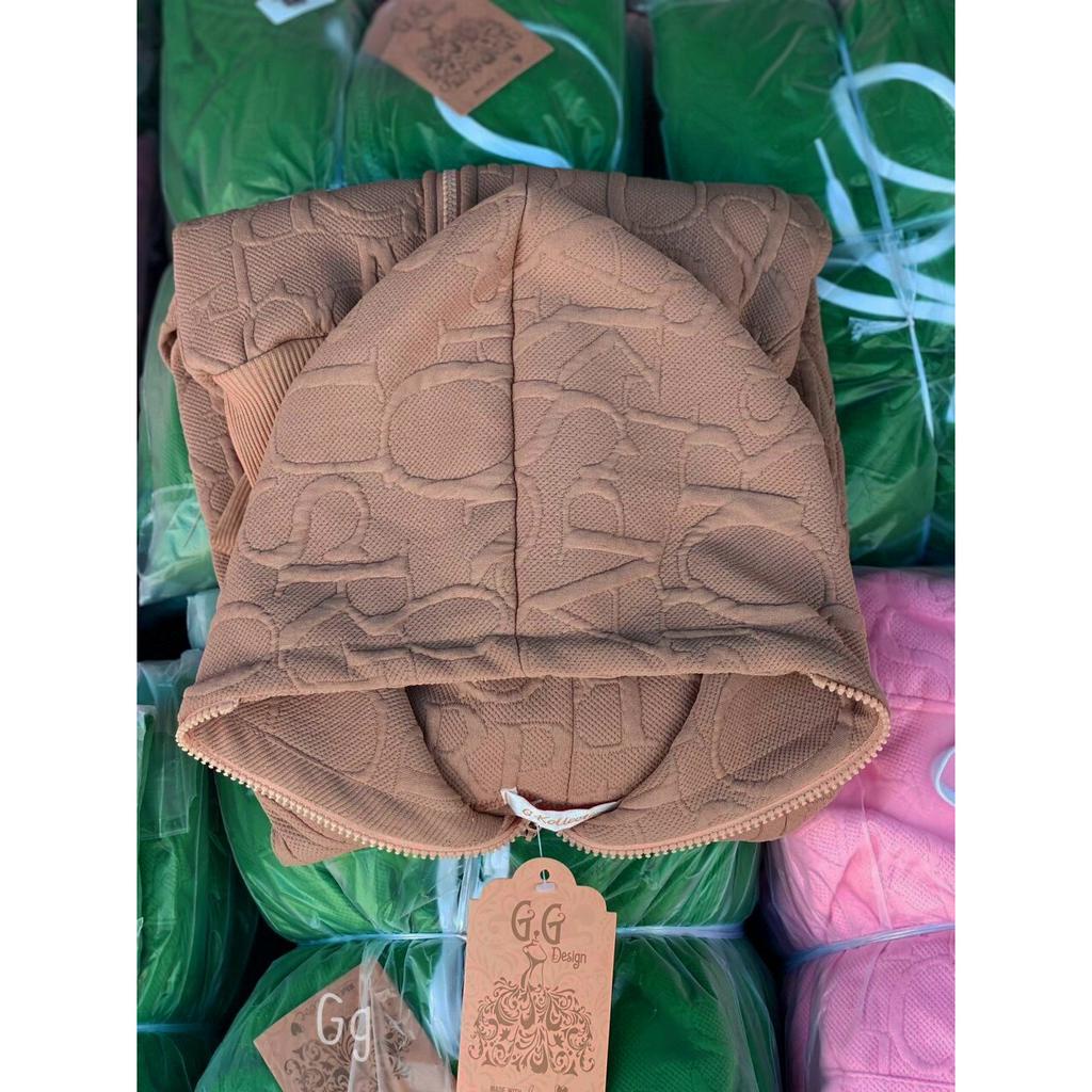 áo khoác xốp QC dập nổi gấu phối nón hot