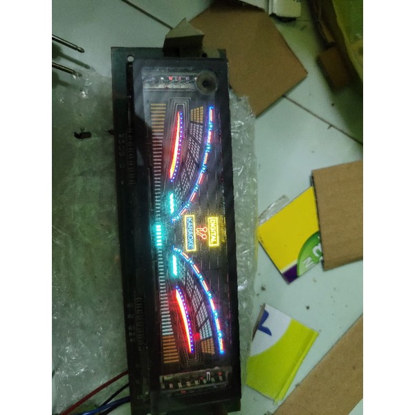 Đèn quắc ampli nháy theo nhạc