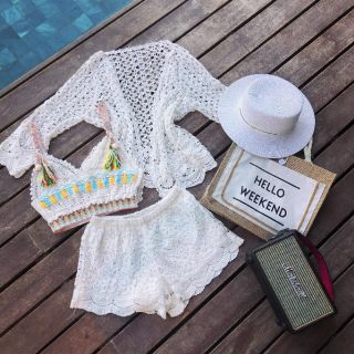 Set len móc đi biển
