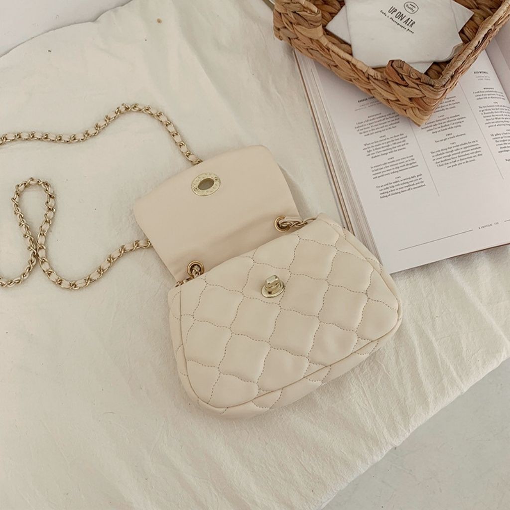 (Siêu xinh) Túi xách Mini đeo chéo nữ hottrend KR401- Da PU cao cấp, Size 20, 2 màu lựa chọn- KARA 401 | BigBuy360 - bigbuy360.vn