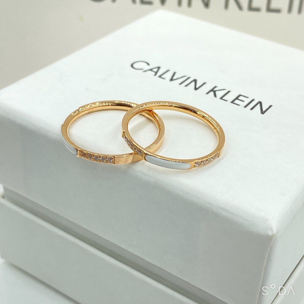 [FreeShip] Nhẫn nữ Titan đính đá sọc trắng J5-404 - CAM KẾT KHÔNG BAY MÀU