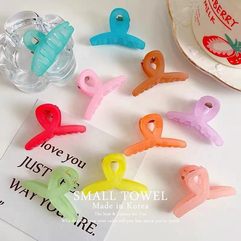 Kẹp tóc hình cá mập màu sắc ngọt ngào thời trang mùa hè cho nữ