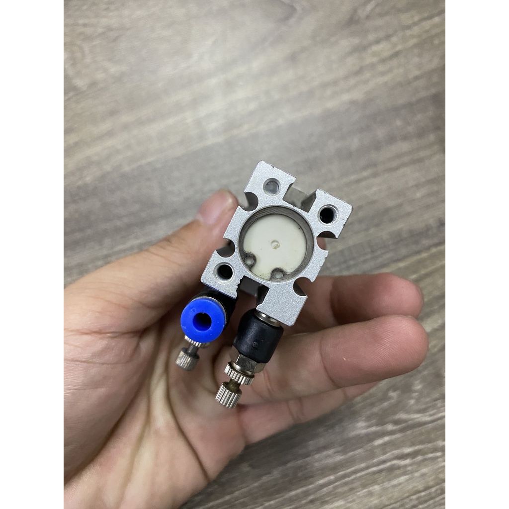 Xy lanh kẹp thẳng hành trình 6mm + Tặng đầu nối khí nén