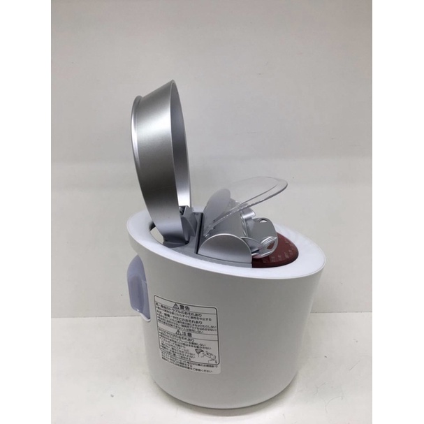 Máy xông panasonic csa96 use điện 100v