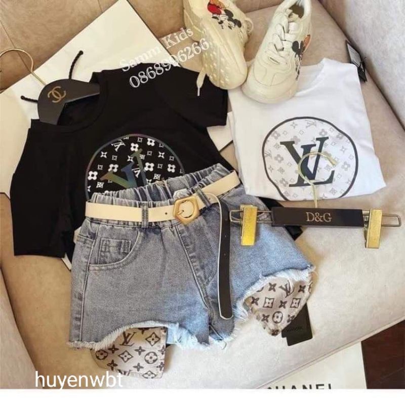 Bộ bò áo LV quần sort bò sành điệu bé gái
