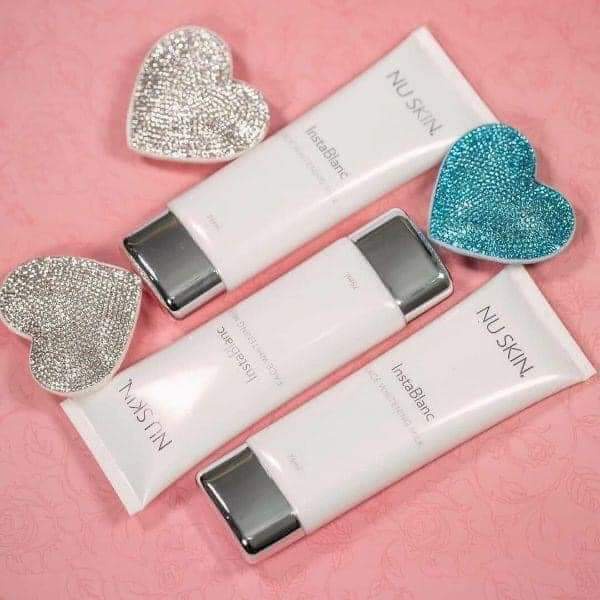 Sữa dưỡng trắng da nuskin InstaBlanc làm trắng tức thì