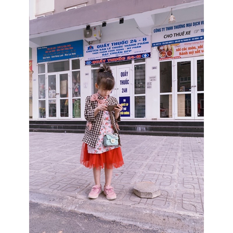 Áo khoác trẻ em 💕𝑭𝑹𝑬𝑬𝑺𝑯𝑰𝑷💕NHƯ Ý HOUSE'S-Váy bé gái Hàng Thiết Kế Cao Cấp Từ 1 - 8 Tuổi- ÁO KHOÁC DẠ NƠ OGANDA