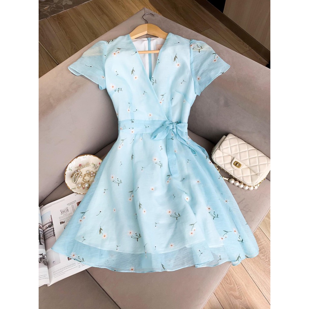 Đầm đi biển, dáng wrap màu xanh biển họa tiết đủ 4 size e-1226 | BigBuy360 - bigbuy360.vn