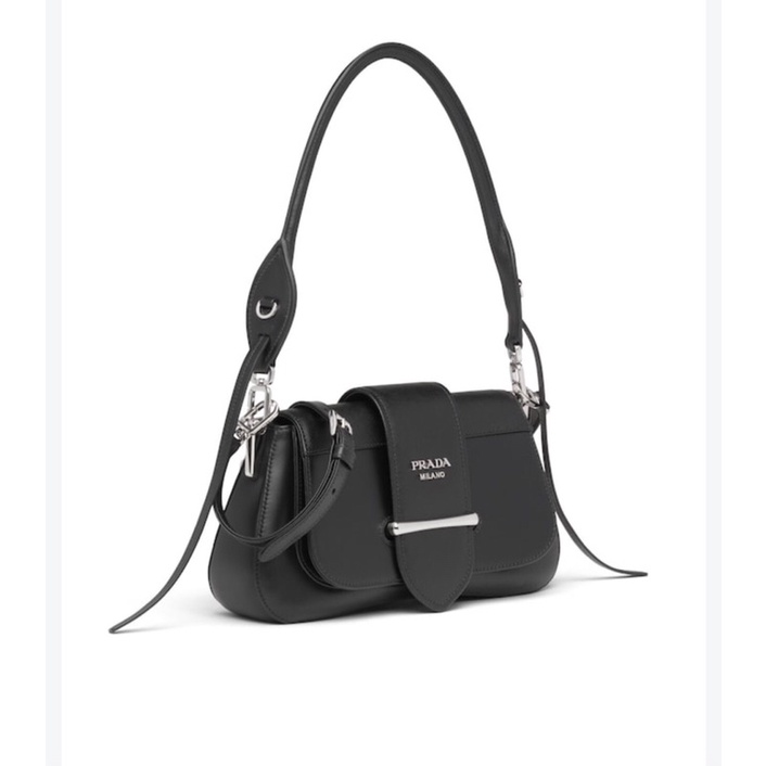 Túi kẹp nách Prada size 26cm 2 màu đen & trắng fullbox nguyên seal