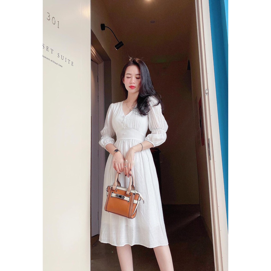 ĐẦM MIDI TRẮNG CỔ V BO EO NƠ LƯNG