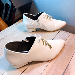 GIÀY BOOT ĐẾ THẤP RO301
