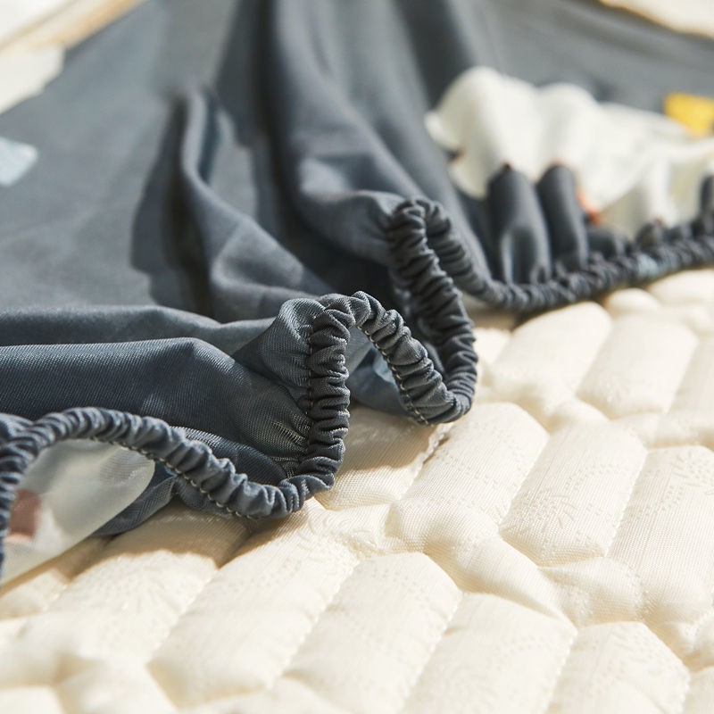 Ga trải giường bằng vải lụa băng và cao su nhập khẩu Thái Lan có thể giặt sạch mềm mại gấp được dùng trong mùa hè