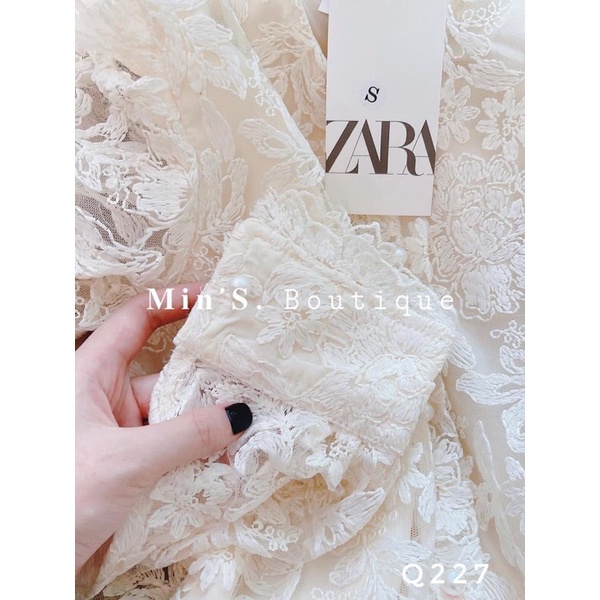 Áo ren kem tay bồng