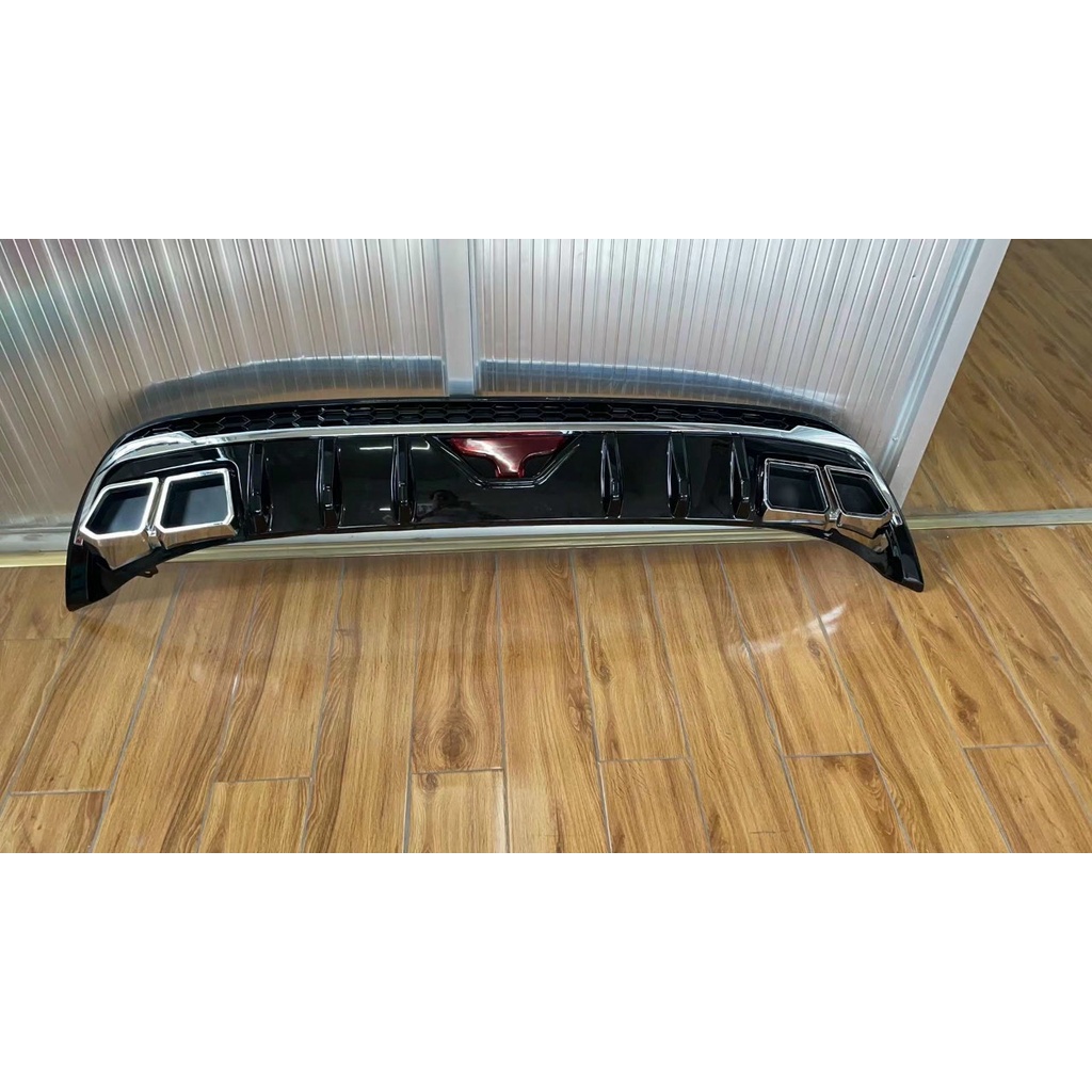 Lip chia po xe Hyundai Santafe 2022, Nhựa ABS cao cấp