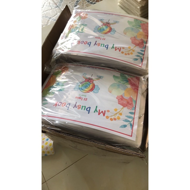 Học liệu bóc dán my busy book