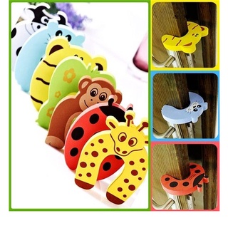 Miếng chặn cửa bằng xốp hình thú