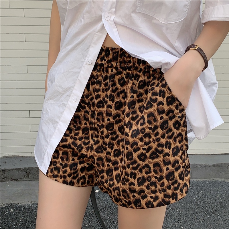 Quần Sọt Lưng Cao Hoạ Tiết Da Báo Thiết Kế Hợp Thời Trang