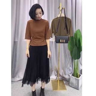 Chân váy ren xòe xếp ly