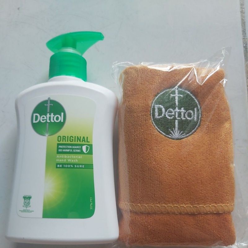 250g- Nước rửa tay Dettol kháng khuẩn tinh dầu thông