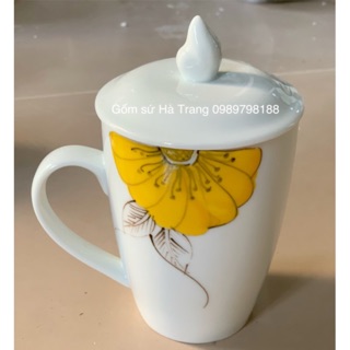 Cốc sứ Bát Tràng có nắp vẽ hoạ tiết