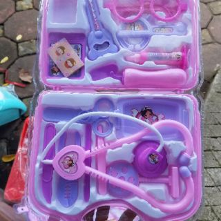 Va li đồ chơi bác sĩ