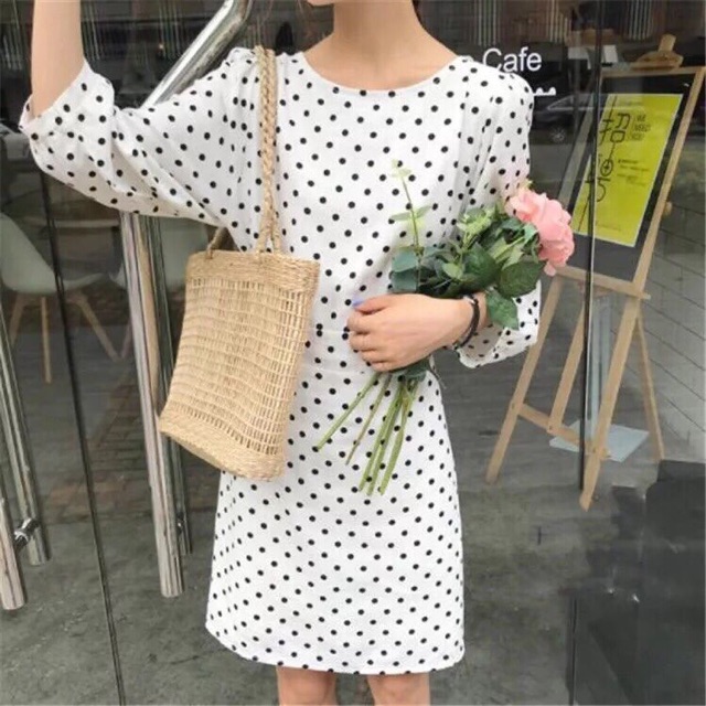 Đầm bi tay dài nơ lưng