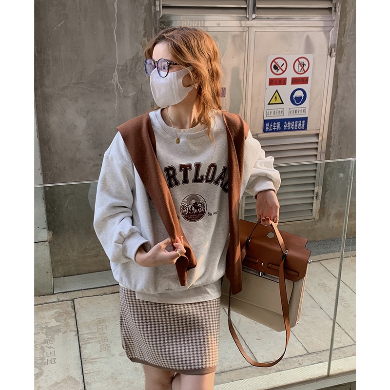Áo Sweater Nỉ nữ Phối khăn Choàng Hàn Quốc Áo Sweater nữ In chữ Ulzzang Thời trang Cao cấp | BigBuy360 - bigbuy360.vn