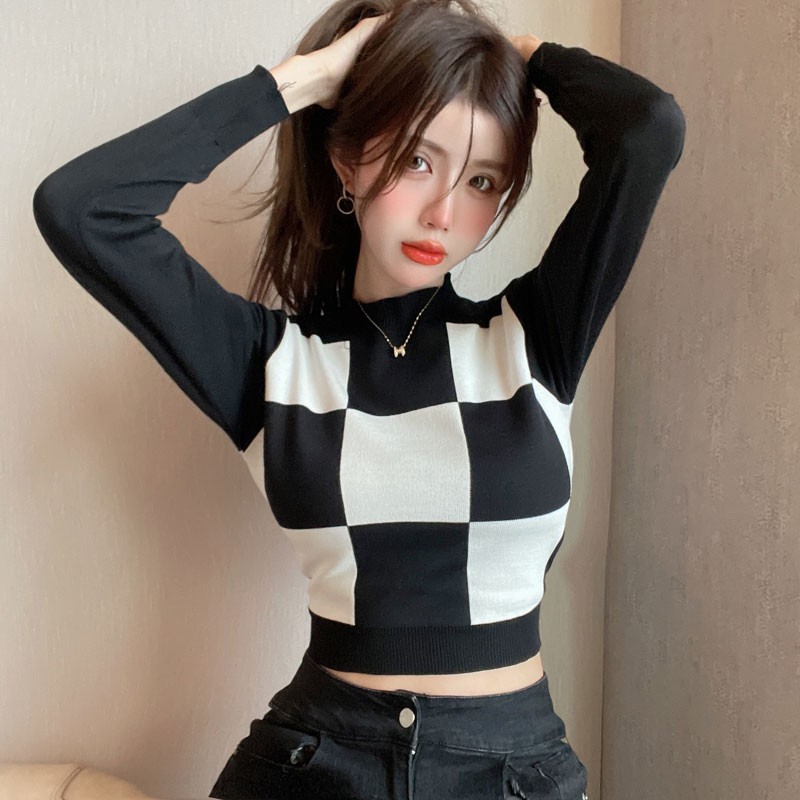 QADCOL Áo Dệt Kim Tay Dài Form Rộng Họa Tiết Sọc Caro Trắng Đen Thời Trang Cá Tính