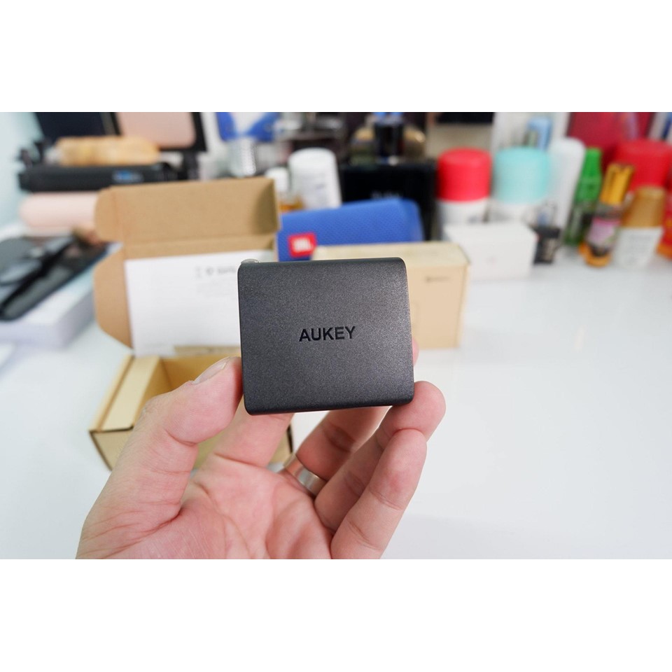 CỐC SẠC 18W AUKEY TURBO CHARGER PA-Y17