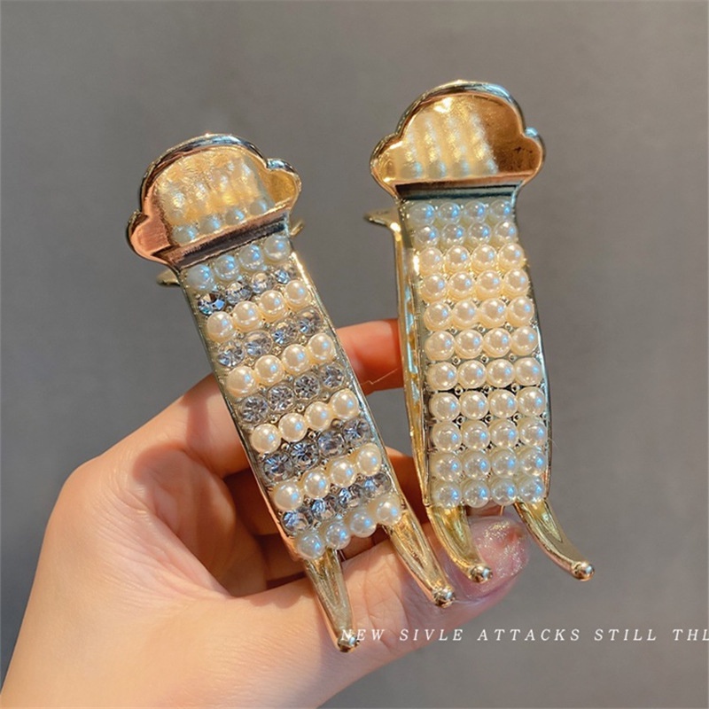 Kẹp tóc càng cua 3 răng đính hạt trai sang chảnh style Hàn Quốc K31