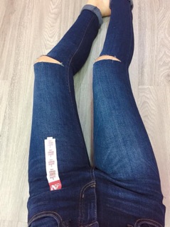 Quần vnxk rách gối