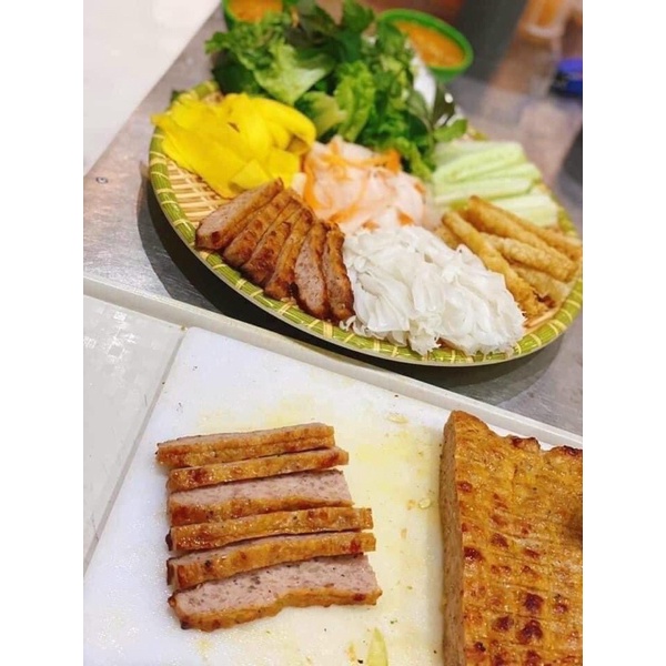 Nem Nướng Phên Nha Trang Gói 500gram Kèm Nước Chấm