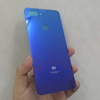 Nắp lưng Xiaomi Mi 8 Lite zin, màu chuẩn