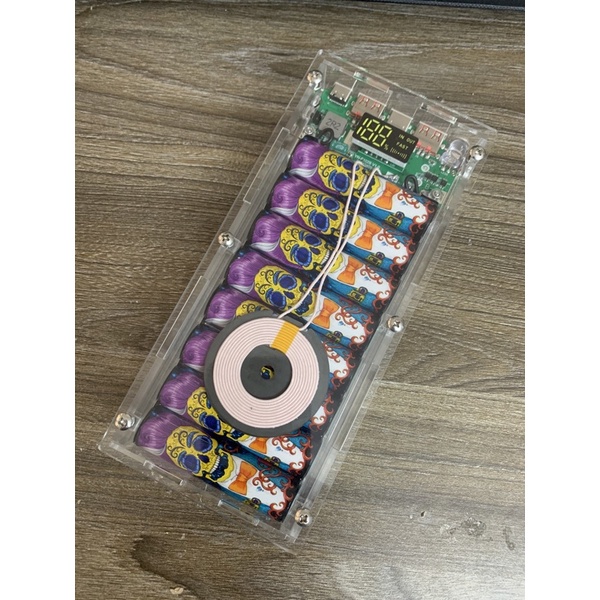 Box Sạc Mica  không kèm mạch