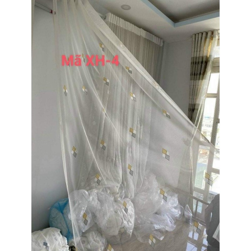 Rèm voan thêu xỏ khoen