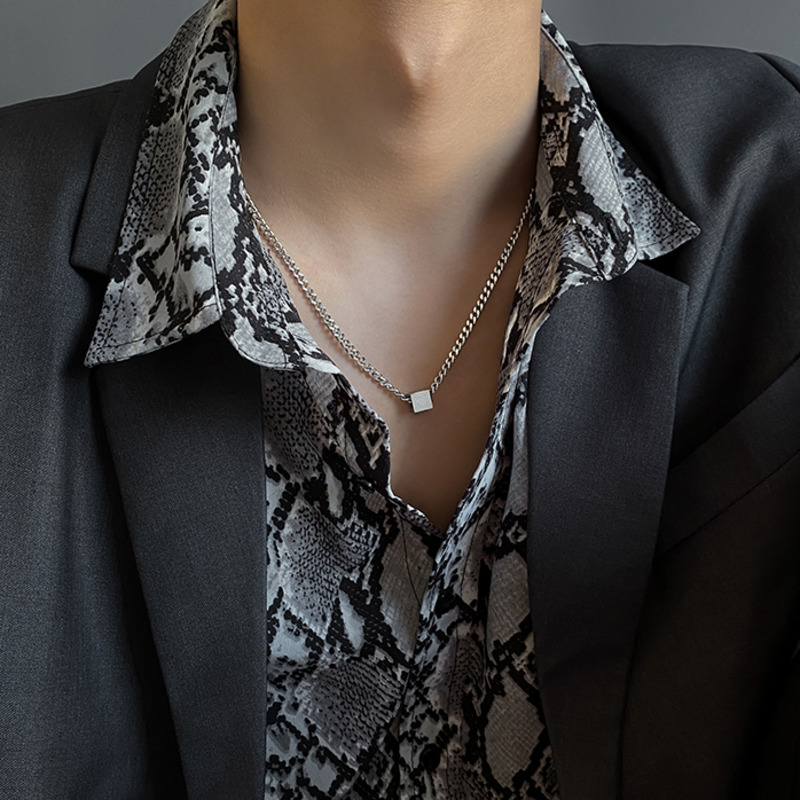 Dây chuyền mặt vuông 19113 hiphop phù hợp với mọi phong cách