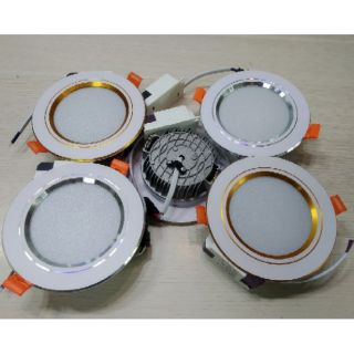 [Chưa Hộp] Đèn Led âm trần 7W 3 Chế Độ đế Nhôm đúc khoét lỗ 90mm
