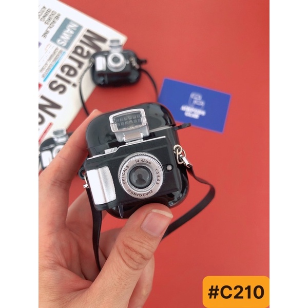 Case Airpod 1 2 3 Pro Vỏ Ốp Bọc Tai Nghe AirpodS 1/2/Pro Hình Máy Ảnh Có Đèn Nháy Chất Liệu Silicon Dẻo