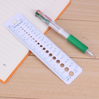 1 Cây Móc Đan Len Bằng Nhựa