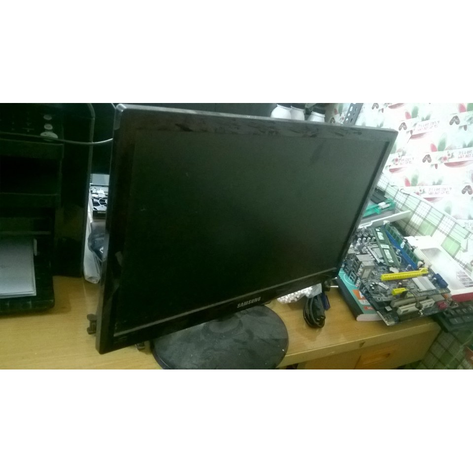 màn hình 19 inch cũ giá cực rẻ chỉ 850k