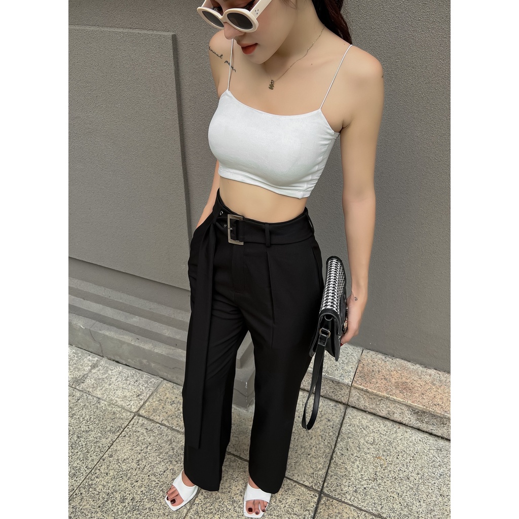 Áo Croptop 2 Dây Trơn LSEOUL A2561 Chất Thun Co Dãn Thoáng Mát Trẻ Trung Năng Động 3 Màu Basic Dễ Phối