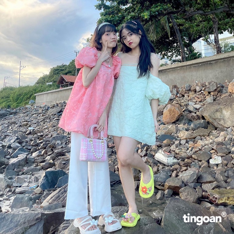 TINGOAN® - Áo babydoll bồng 3 lớp mặc được 2 kiểu vân hoa trắng kèm chi tiết đính cúc ngọc tingoan MINI HEART TOP/PK