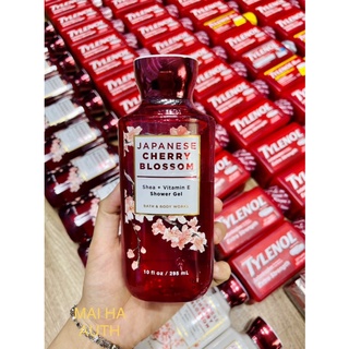Sữa tắm BBW Cherry Blossom 295ml- USA