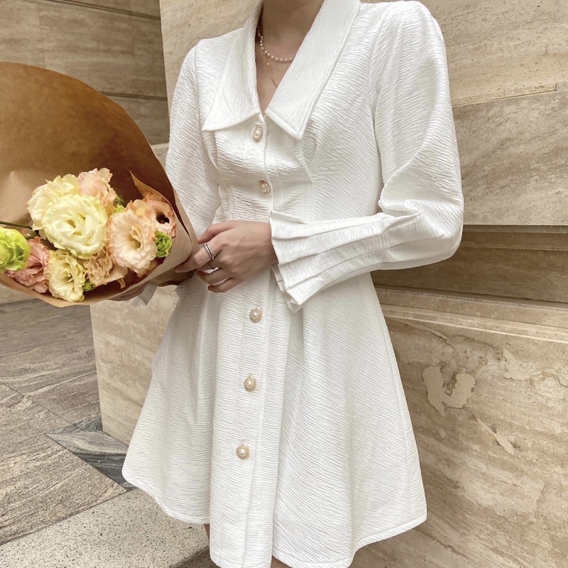Đầm thiết kế tiểu thư LAMUSE dáng ngắn phối nút cổ điển (Pearl Dress) | BigBuy360 - bigbuy360.vn