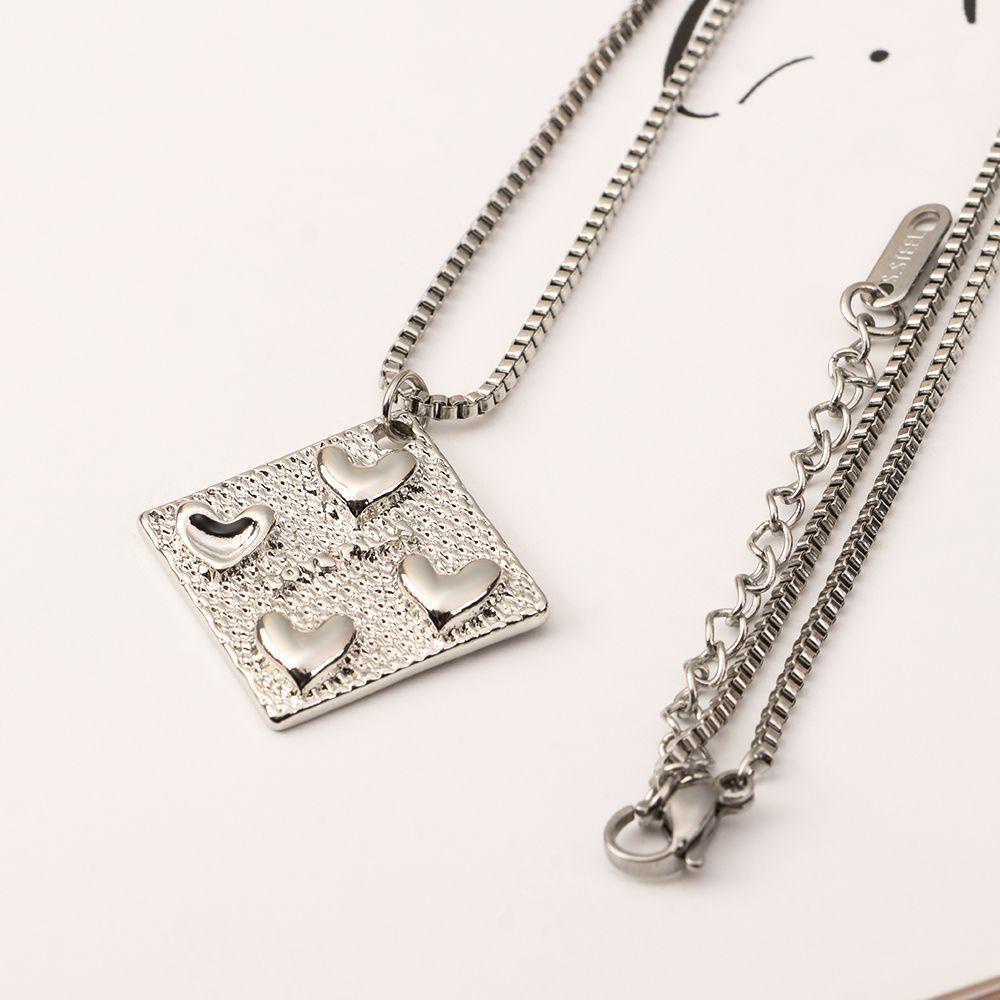 Dây Chuyền Trang Trí Hình Viên Thuốc Độc Đáo Thời Trang