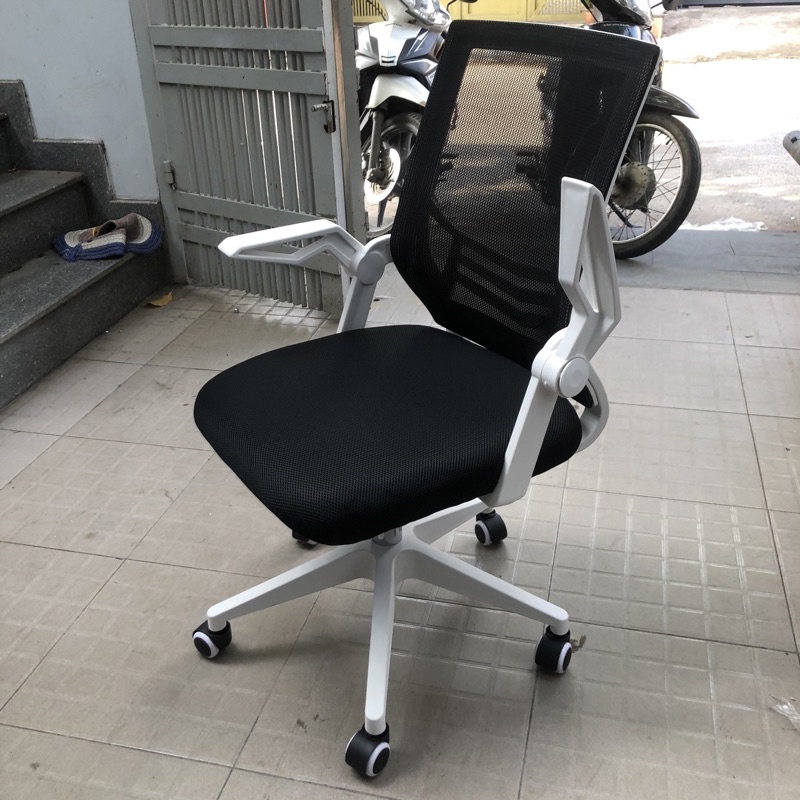 Ghế văn phòng làm việc tay gập thông minh lưng lưới thoáng mát chân xoay 360 độ nâng hạ thư giãn Trường Mai Sài Gòn