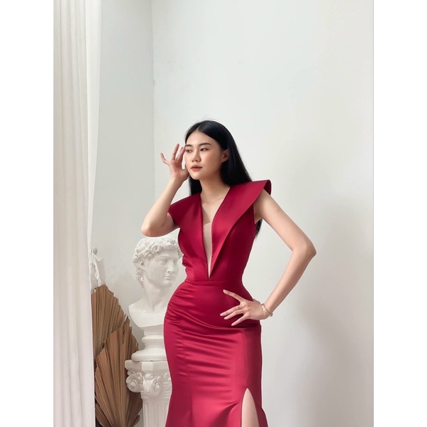 Đầm maxi body dạ hội cổ V lưới TRIPBLE T DRESS tăng kèm hoa cài - size S/M/L - MS394V