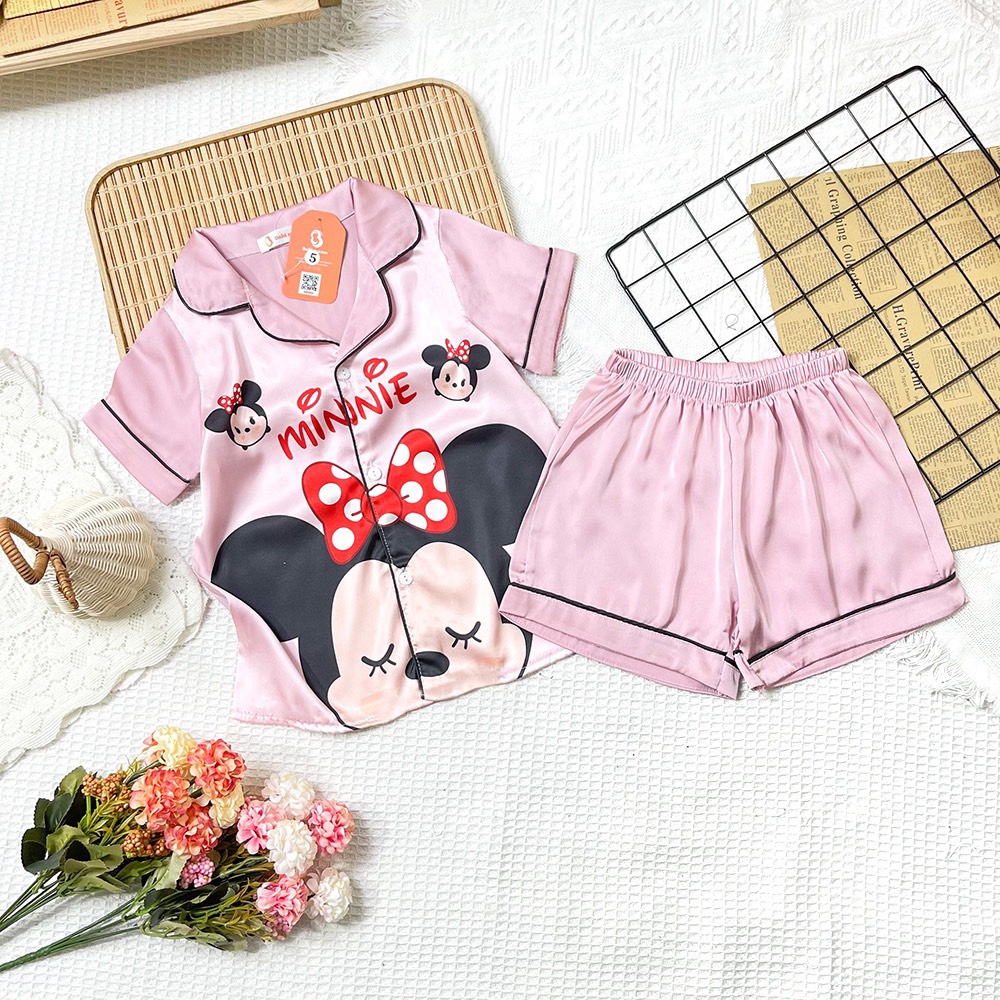 Bộ Đồ Ngủ Pijama Lụa Cộc Tay In Hoạt Hình 3D Dễ Thương Từ Lụa Satin Dành Cho Bé Gái Size 13-35kg - BPN35 - Babi mama