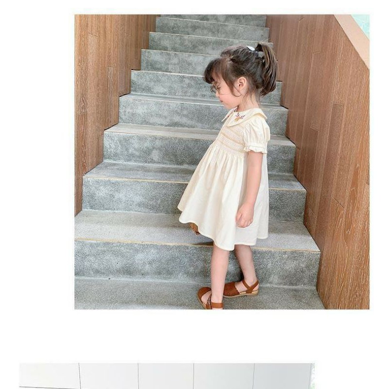 Đầm bé gái rất cute