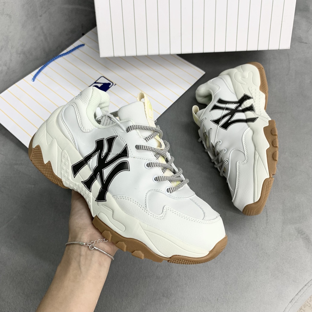 Giày Sneaker 🚚FREESHIP🚚 Giày Thể Thao Mẫu Hot Nam Nữ R11 | BigBuy360 - bigbuy360.vn
